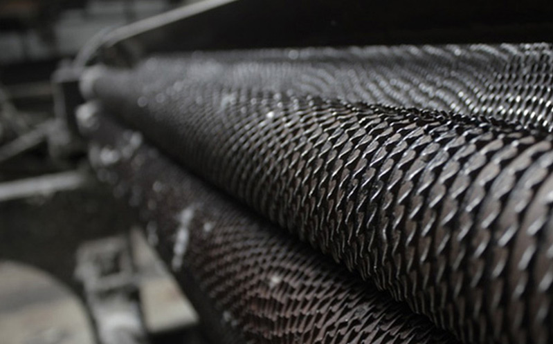 精密模具配件加工的流程展示